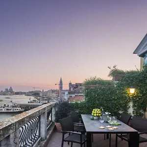  Appartement Attic Boutique San Marco