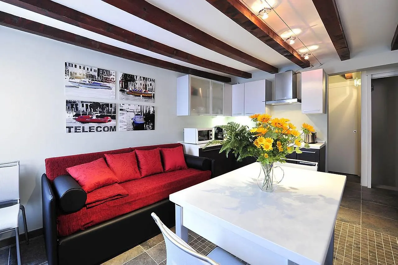 Palace La Vida Apartments - Faville Venice